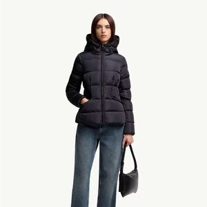 Avoce Short Down Jacket Size 3 Night Blue